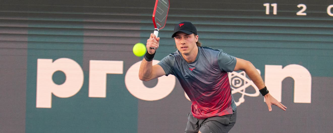 Christian Alshon hits a forehand.