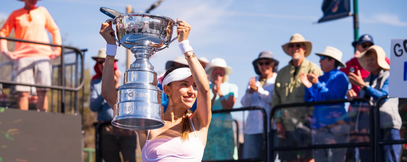 Parris Todd with her trophy in Tucson.