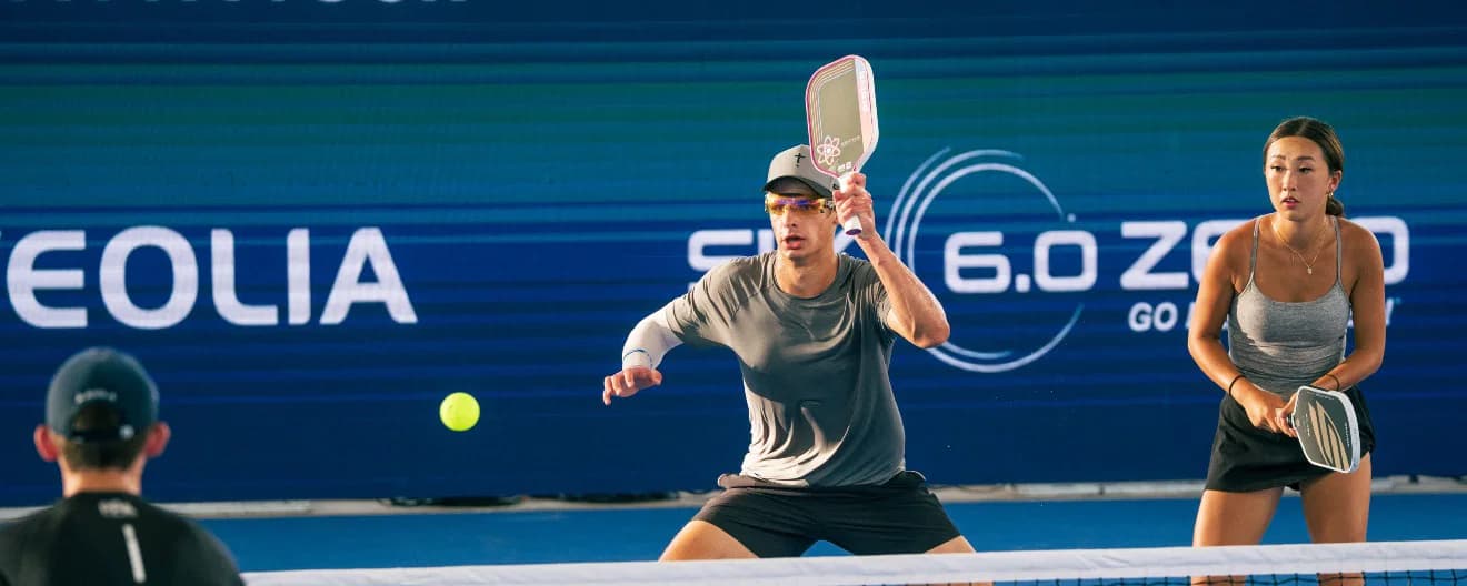 Elliott Schupp and Kiora Kunimoto competing at the Veolia Arizona Open.