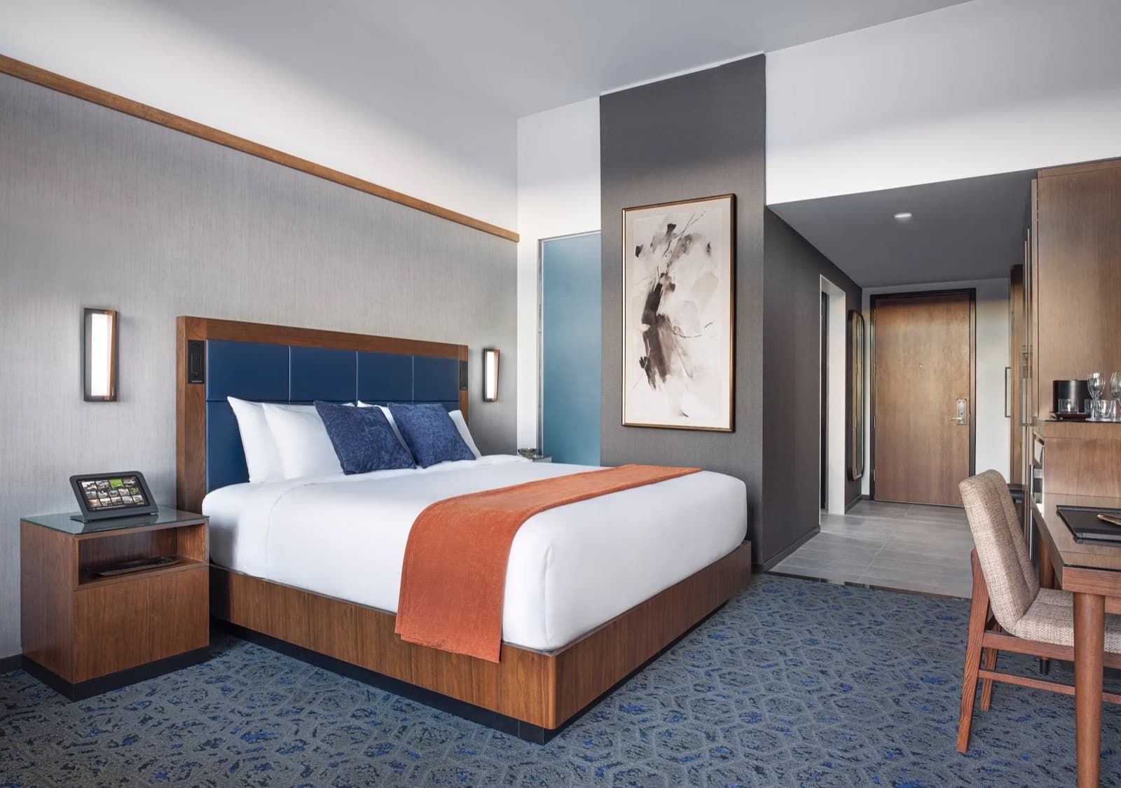 King room at Black Desert Resort