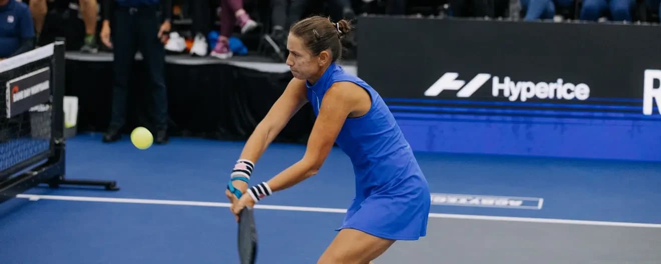 Salome Devidze hits a pickleball backhand.