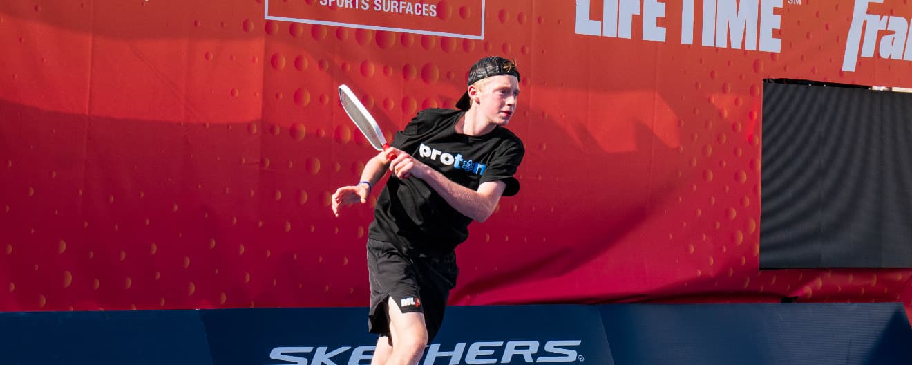 Cj Klinger competing at the Vizzy Atlanta Open.