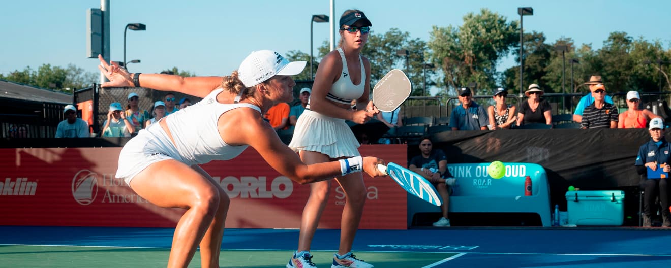 Catherine Parenteau and Anna Leigh Waters competing at the IHG Hotels & Resorts Bristol Open presented by Deep Eddy Vodka.