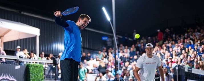 All the pros and celebrities smiling on center court