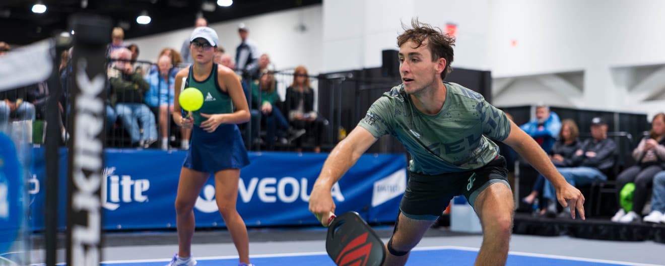 Dylan Frazier and Anna Bright competing at the Veolia Milwaukee Open presented by Miller Lite.
