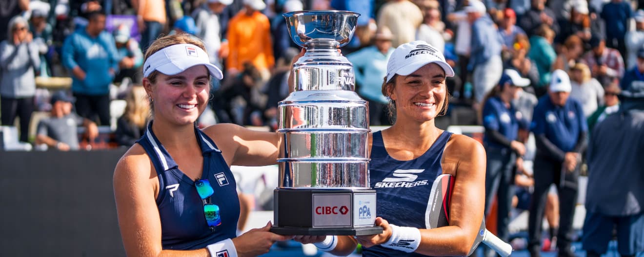 Anna Leigh Waters and Catherine Parenteau celebrating their title at the CIBC PPA Tour Finals presented by ROAR Organic.