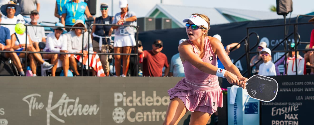 Anna Leigh Waters competing in women's singles at the Veolia Cape Coral Open presented by Proton.